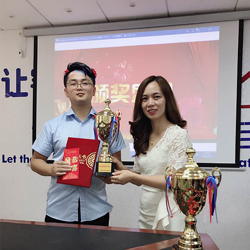 歐普麗防水2019年第二季度表彰總結(jié)大會